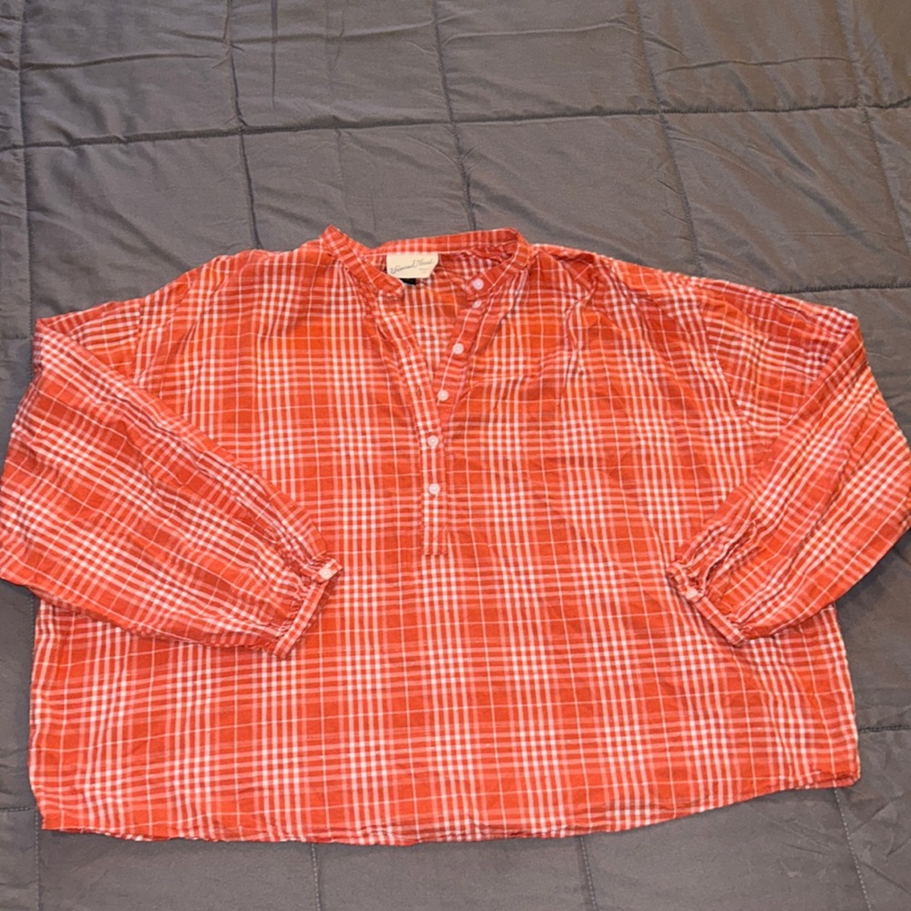 Universal Thread Burnt Orange Blouse. Size medium but fits oversized.